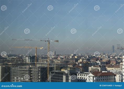 Torre: 200 feet high in the Milan skyline, how does Fondazione 